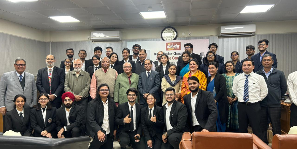 वाद-विवाद प्रतियोगिता में, ऊधम सिंह नगर के चाणक्य लॉ कॉलेज ने लगातार दूसरे वर्ष जस्टिस केशव चंद्र धूलिया ट्रॉफी (Justice Keshav Chandra Dhulia Trophy) पर कब्जा किया।