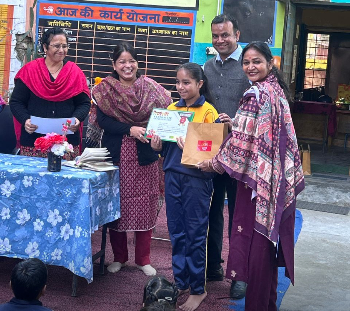 सारथी एक नई उम्मीद सोसायटी ने प्राथमिक राजकीय  विद्यालय अजबपुर में धूमधाम से मनाया बाल दिवस